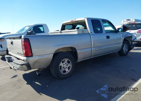 2004 Chevrolet Silverado 1500 Ls z USA, uszkodzony, nr VIN 2GCEC19V941292372